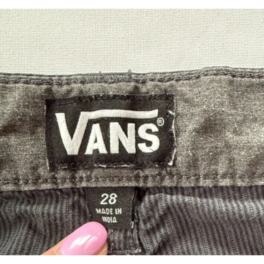 Vans Men’s Gray Shorts Size 28 Cotton Casual Skate Flat Front Pocket Casual